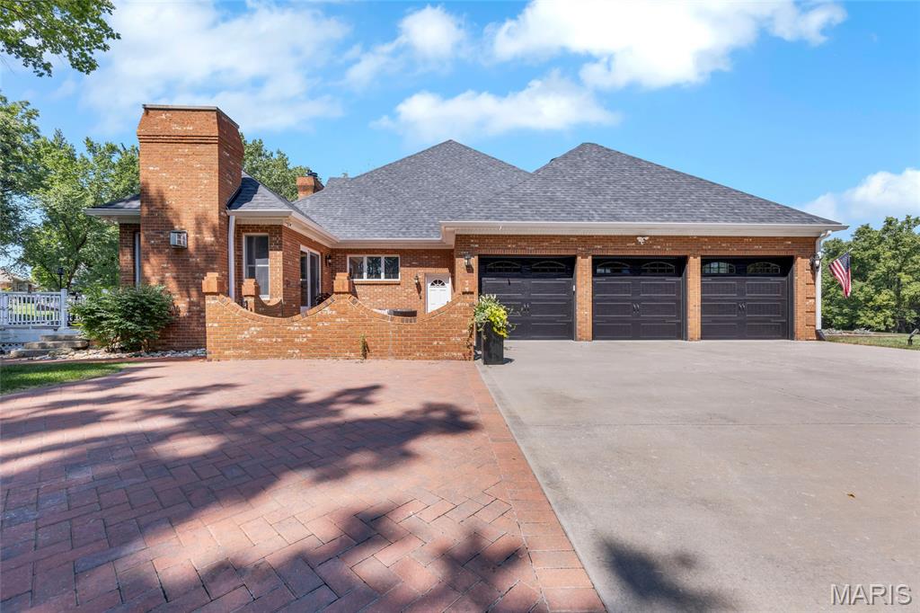 County Club Hills - Residential