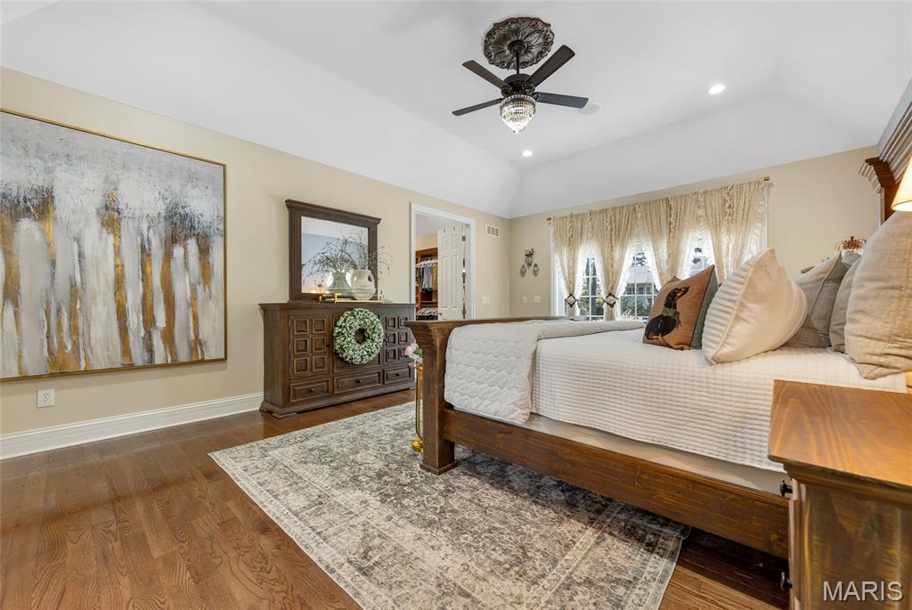 County Club Hills - Residential