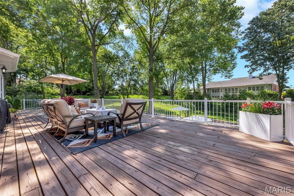 County Club Hills - Residential