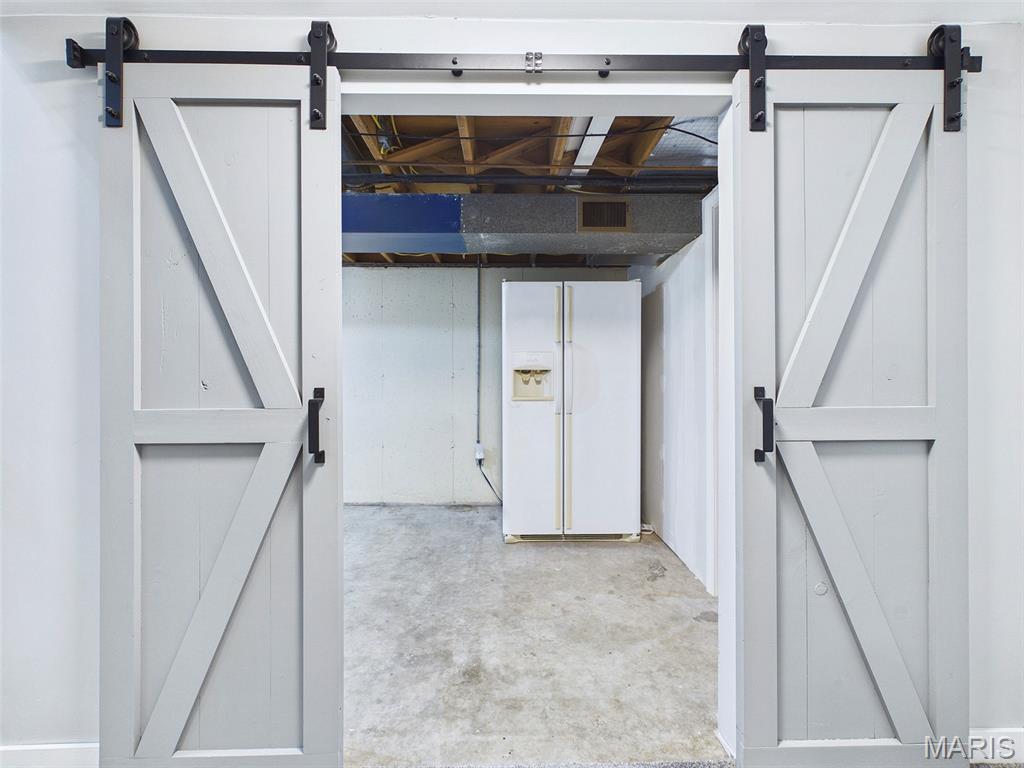 Country Aire - Residential