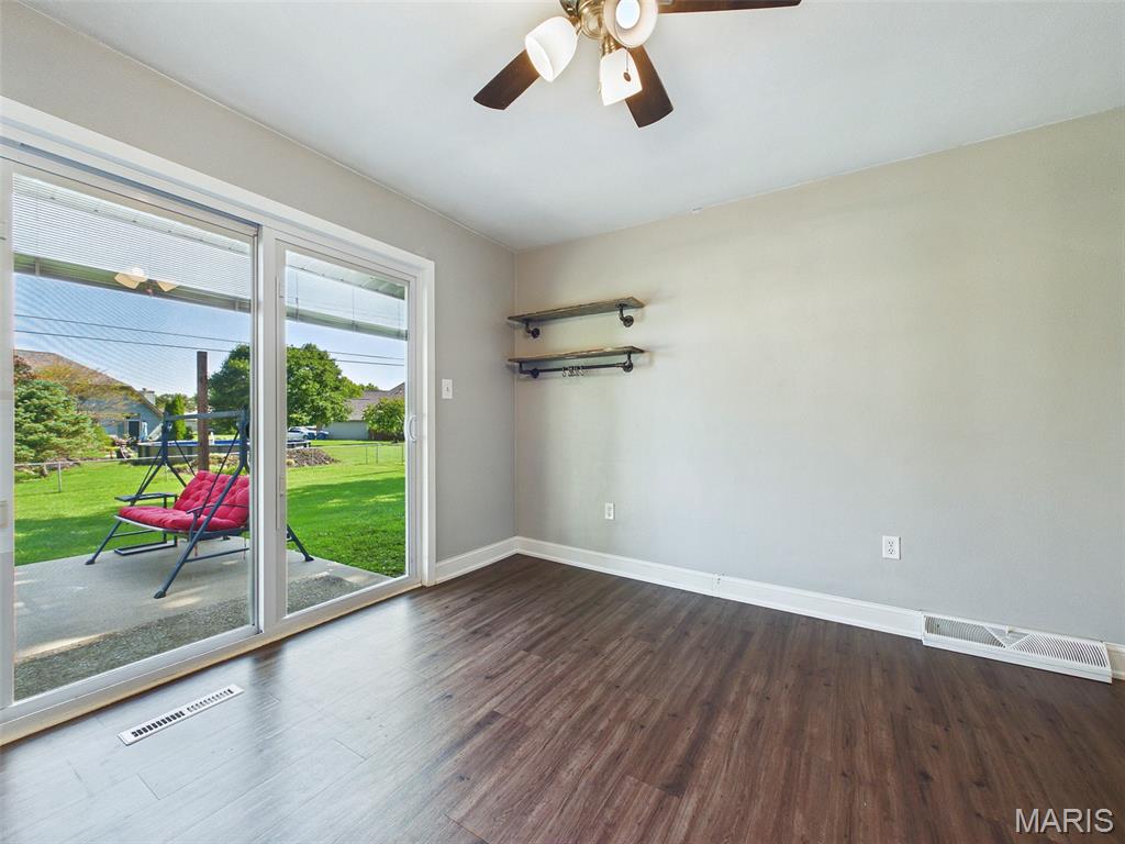Country Aire - Residential