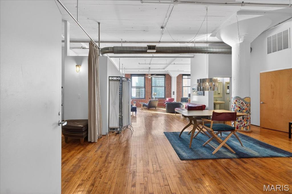 Tenth Street Lofts Condo - Residential