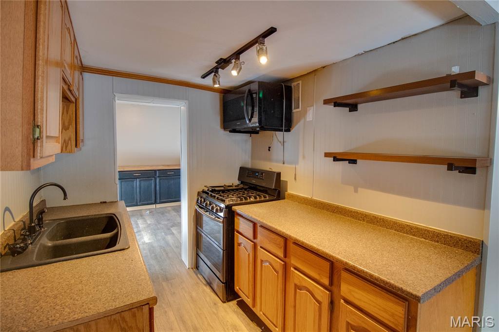 Cf Gilson Place Add - Residential