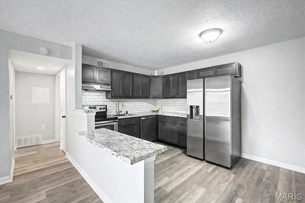 Oakville Commons Condo - Residential