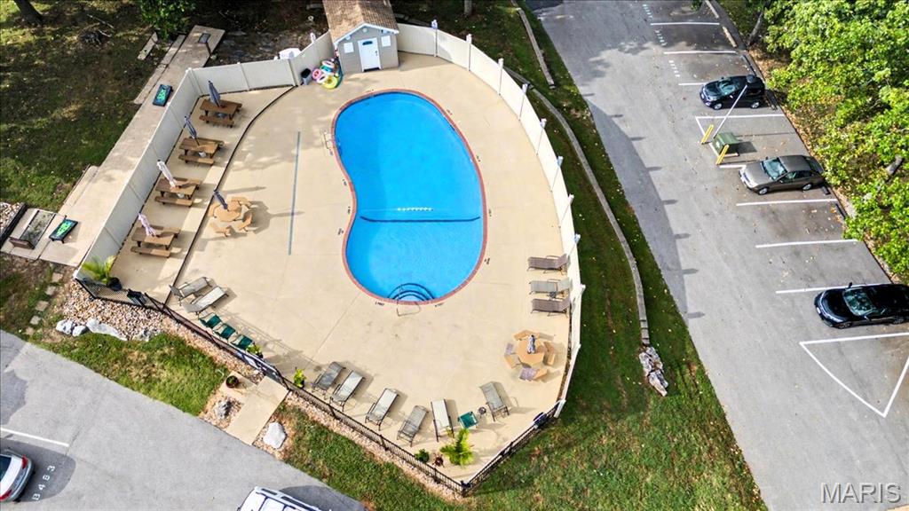 Oakville Commons Condo - Residential