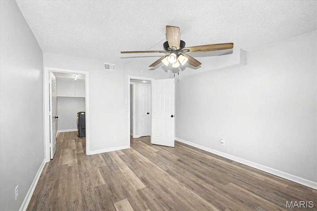 Oakville Commons Condo - Residential
