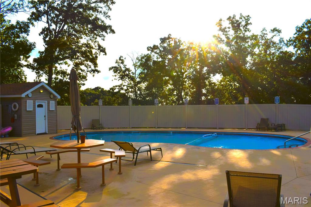 Oakville Commons Condo - Residential