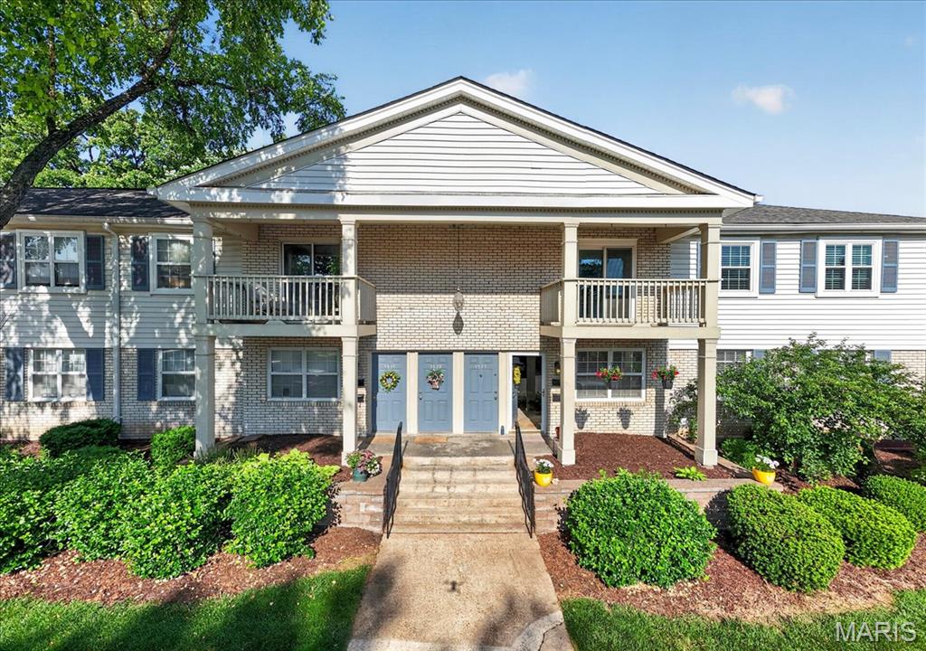 Rare opportunity in this sought-after community! This beautifully maintained upper-level end unit offers 3 bedrooms and 1 bath- a highly uncommon floor plan for the complex. Ideally situated in a prime location within the community, this condo features updated finishes, brand new LVP flooring, abundant natural light, and the added privacy only an end unit can provide. Enjoy the convenience of an in-unit washer and dryer, spacious living areas, and the pride of ownership throughout. Relax with lazy afternoons poolside or take a stroll to nearby shops, restaurants, and everyday services-many just steps away, or a short drive from home. Located just South of Clayton and minutes
from Tillis Park with easy highway access, this condo truly has it all. Move-in ready and a standout property in Brentwood Forest. What makes this property even more appealing is that the seller has already paid the assessment in full, providing a significant benefit and added value for the fortunate new owner.