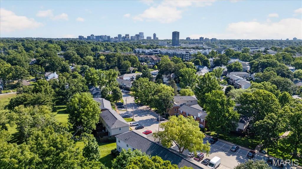 Brentwood Forest Condo Ph Five - Residential