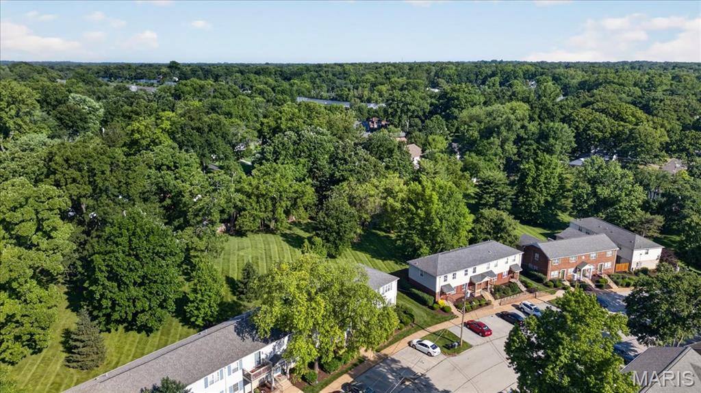 Brentwood Forest Condo Ph Five - Residential