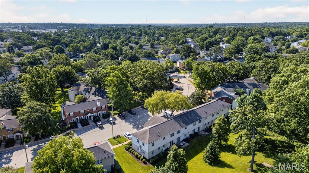 Brentwood Forest Condo Ph Five - Residential