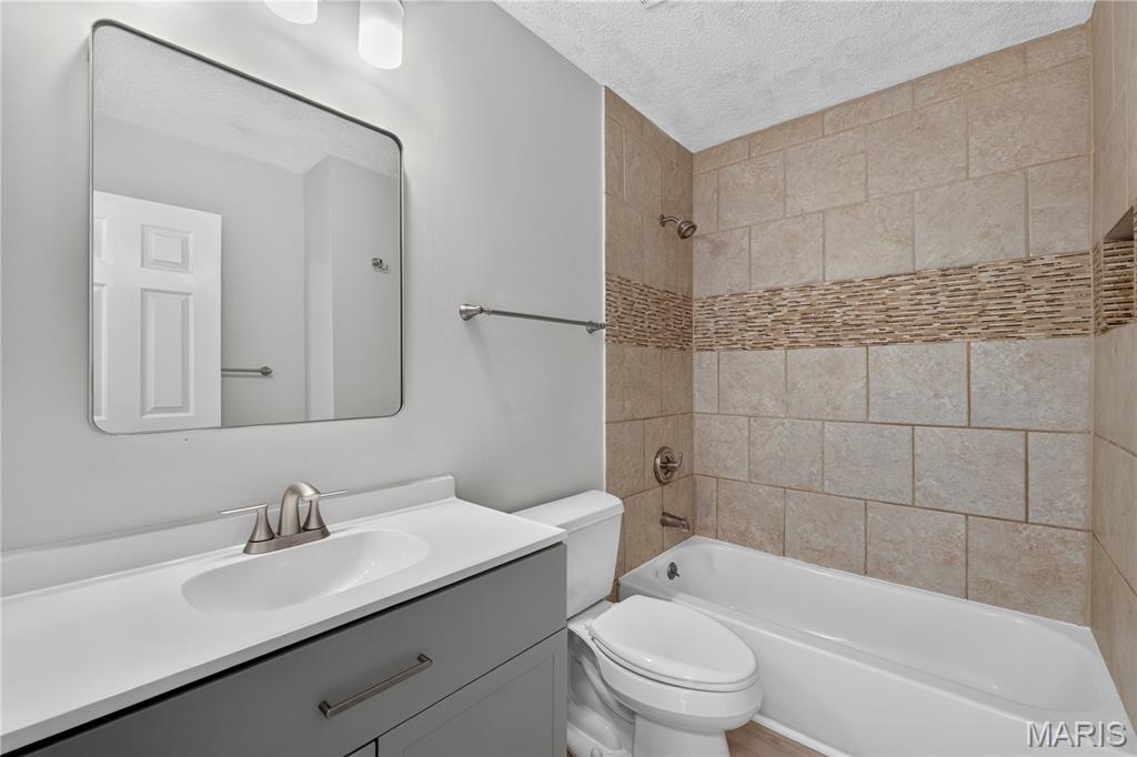 Brentwood Forest Condo Ph Five - Residential