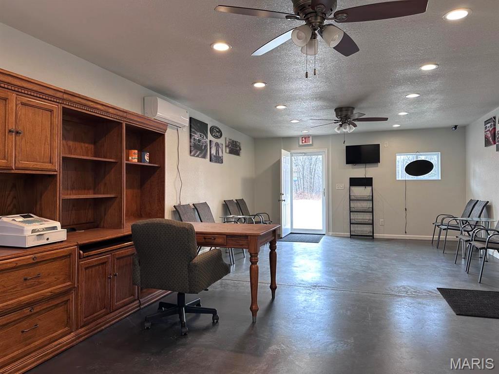 s - Commercial Sale