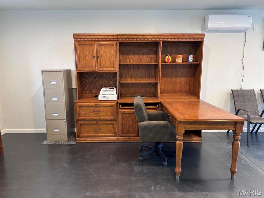s - Commercial Sale
