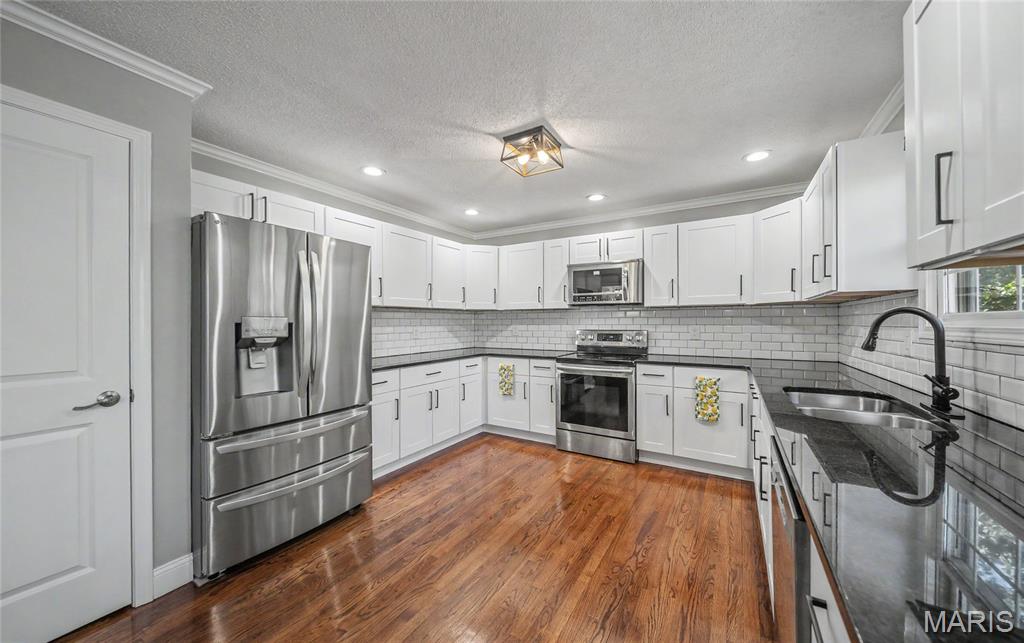 Sleepy Hollow Estates - Residential