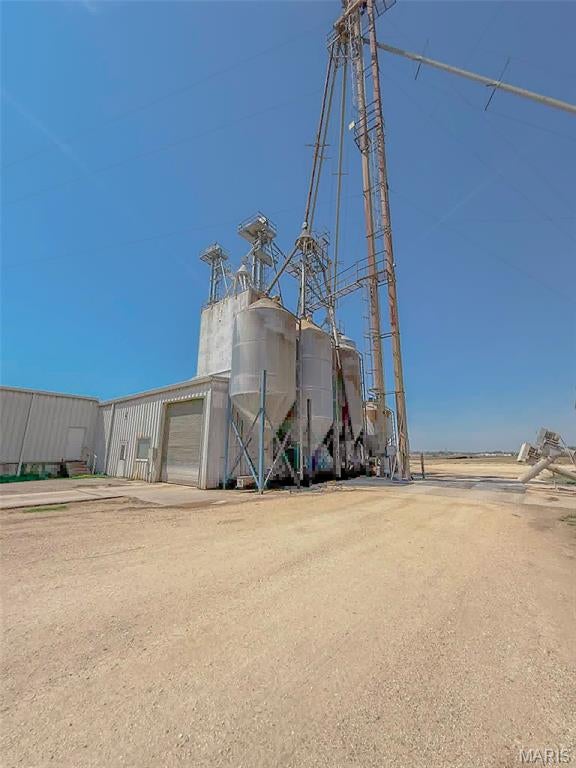 Not in a subdivision - Commercial Sale