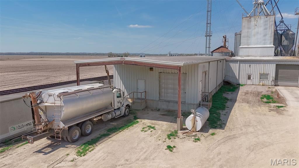 Not in a subdivision - Commercial Sale