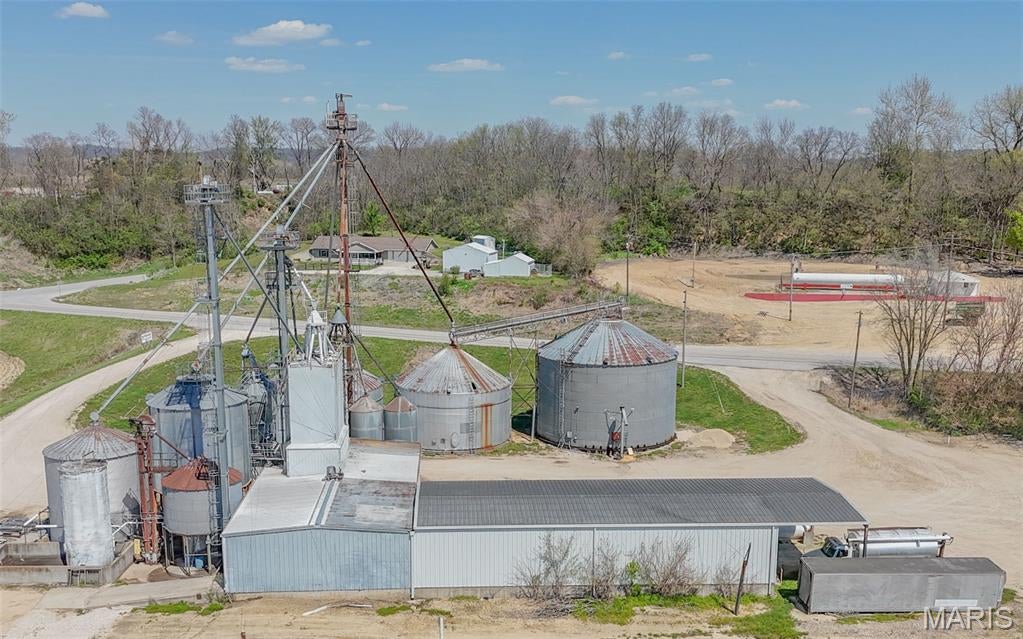 Not in a subdivision - Commercial Sale