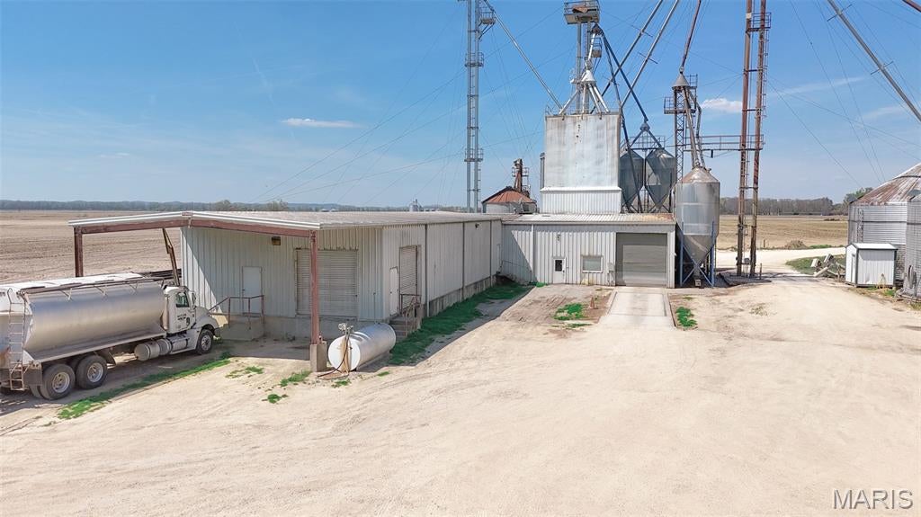 Not in a subdivision - Commercial Sale