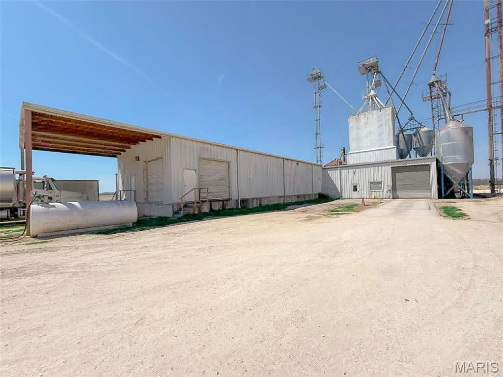 Not in a subdivision - Commercial Sale