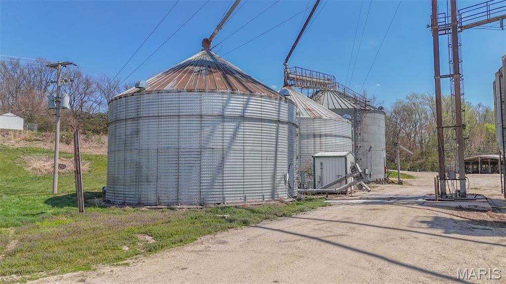Not in a subdivision - Commercial Sale