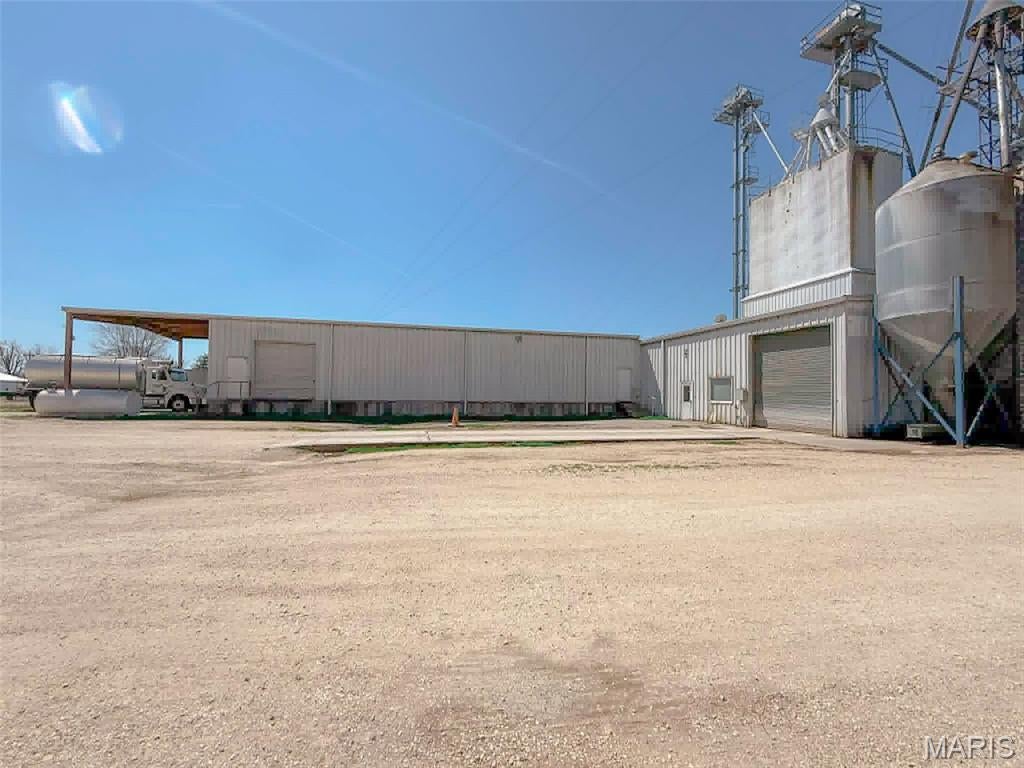 Not in a subdivision - Commercial Sale