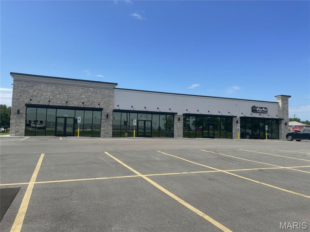 Elm Pt Commons #1 - Commercial Lease