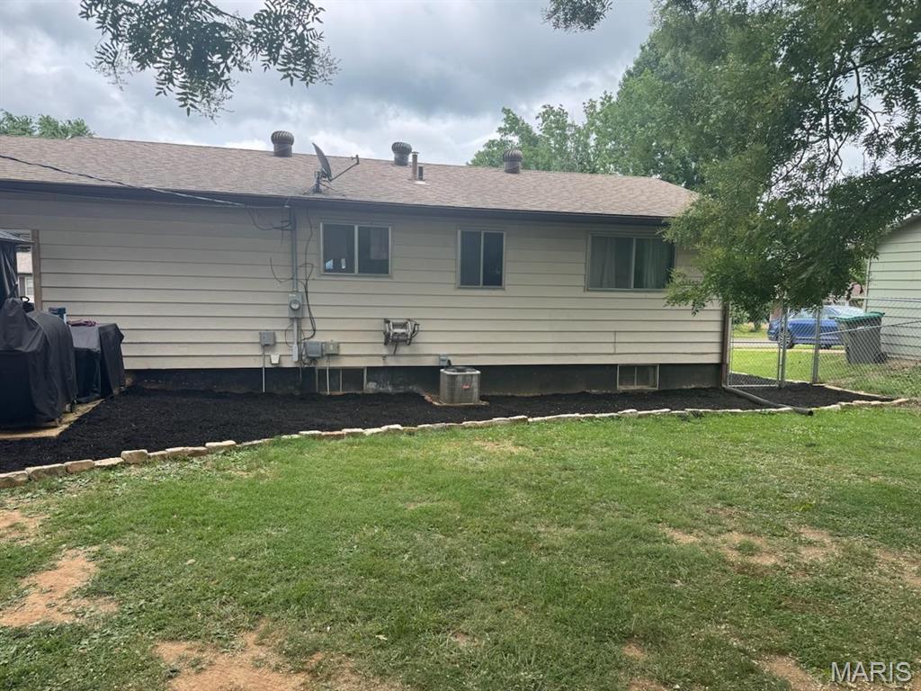 Farmington Mdws 1 - Residential
