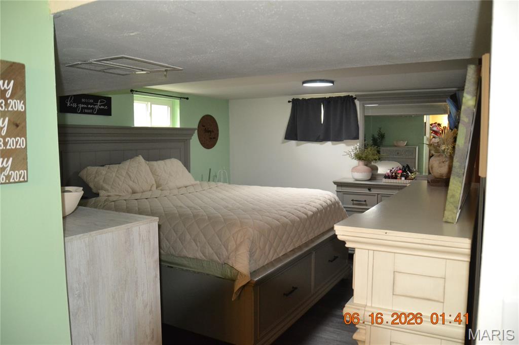 Farmington Mdws 1 - Residential