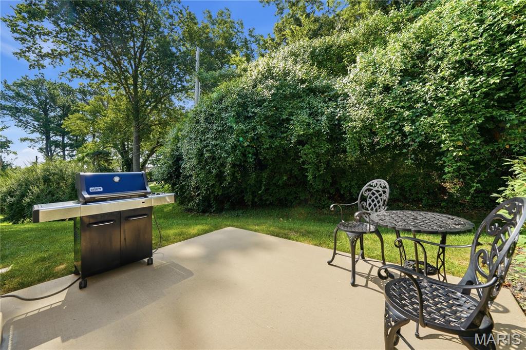 Manors Of Hill Trail Condo - Residential