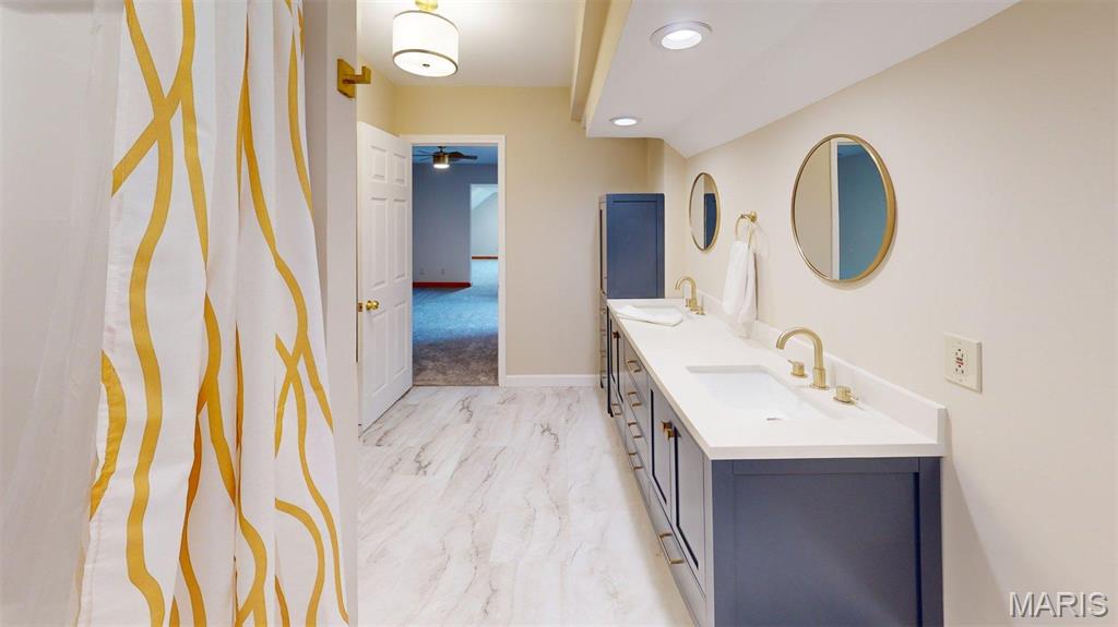 Villas/Davis Pond Condo - Residential