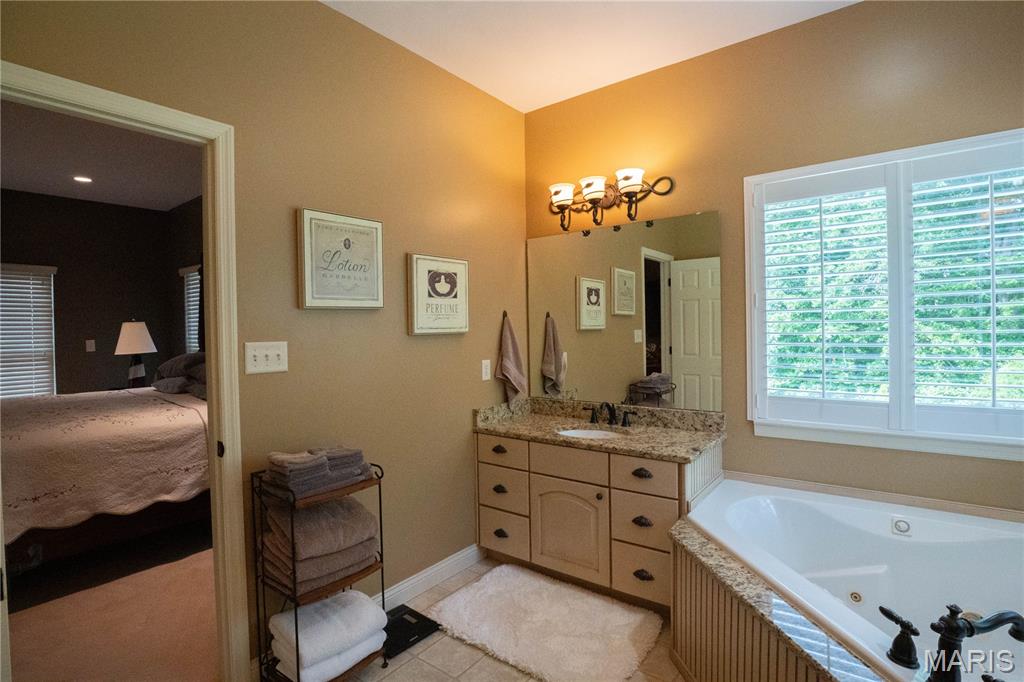 Tompkins Rdg - Residential