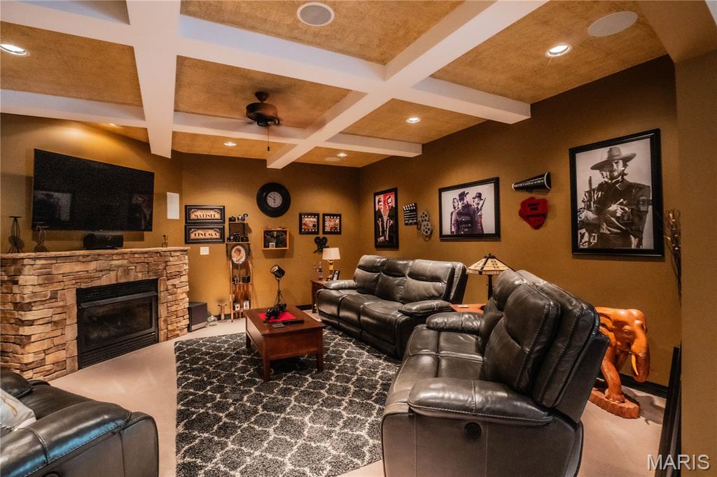 Tompkins Rdg - Residential
