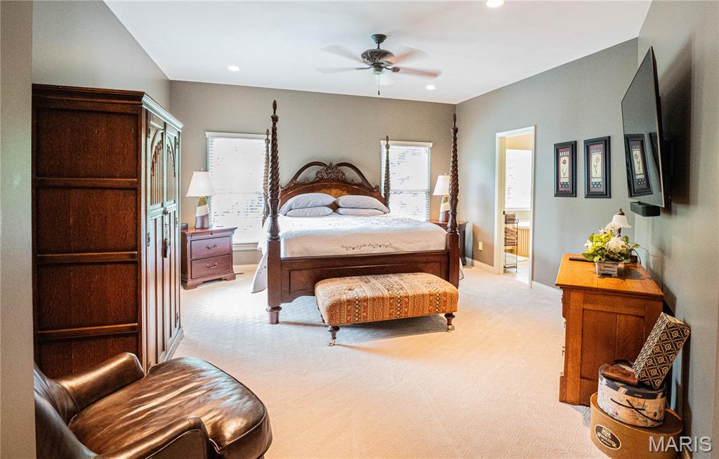 Tompkins Rdg - Residential