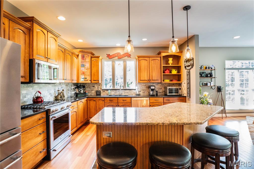 Tompkins Rdg - Residential