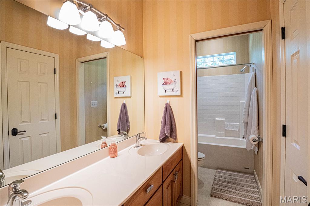 Tompkins Rdg - Residential