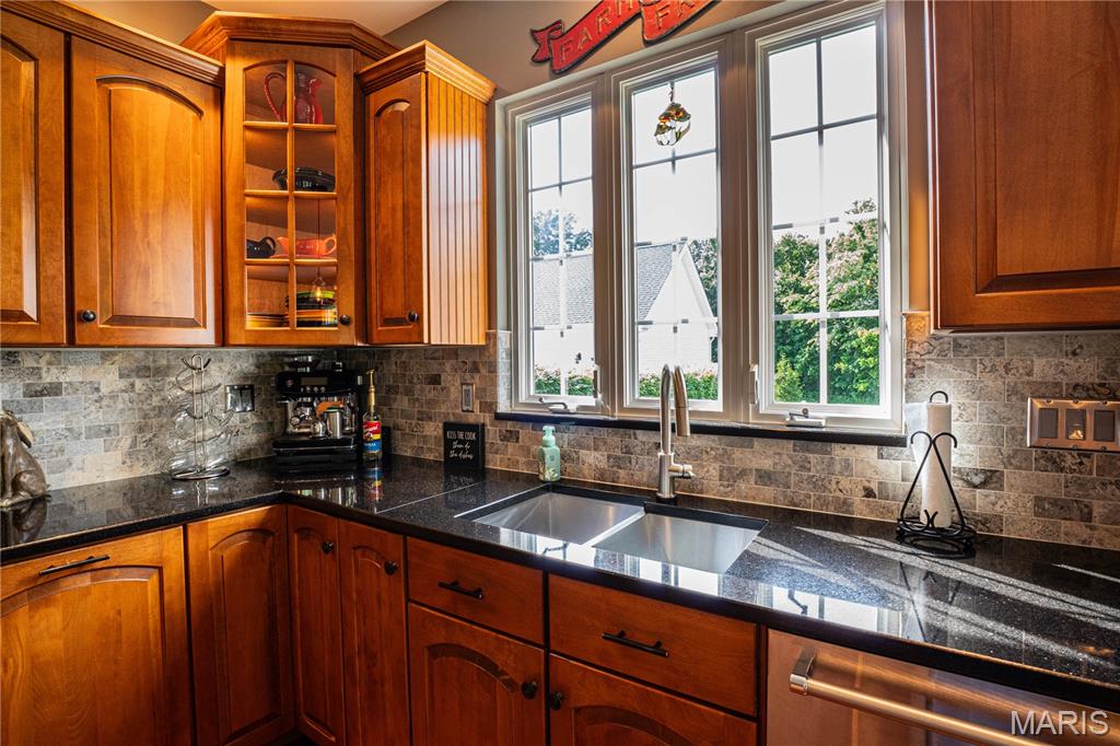 Tompkins Rdg - Residential