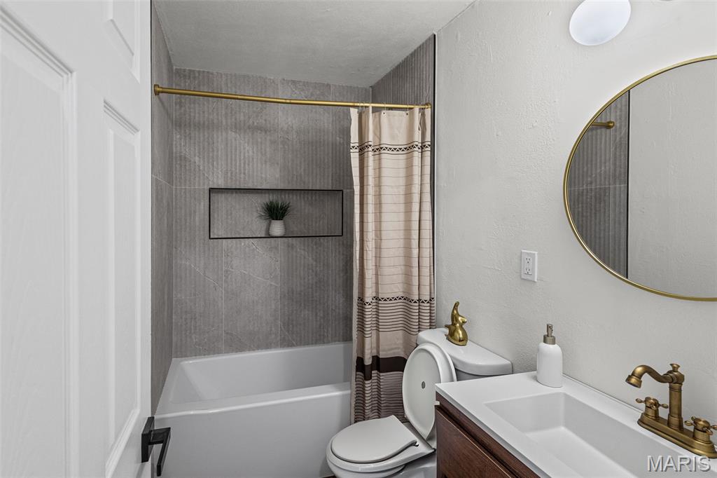 Manas Gardens - Residential