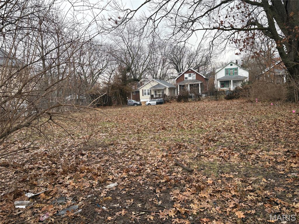 2 City residential lots ready to be built on selling together as a package. 5061 is 34 Feet x 121 Feet 6 Inches and 5065 is 68 Feet x 121 Feet 6 inches. Bring your ideas and builder to build the home of your dreams. 5061 Davison information in MLS 26009612