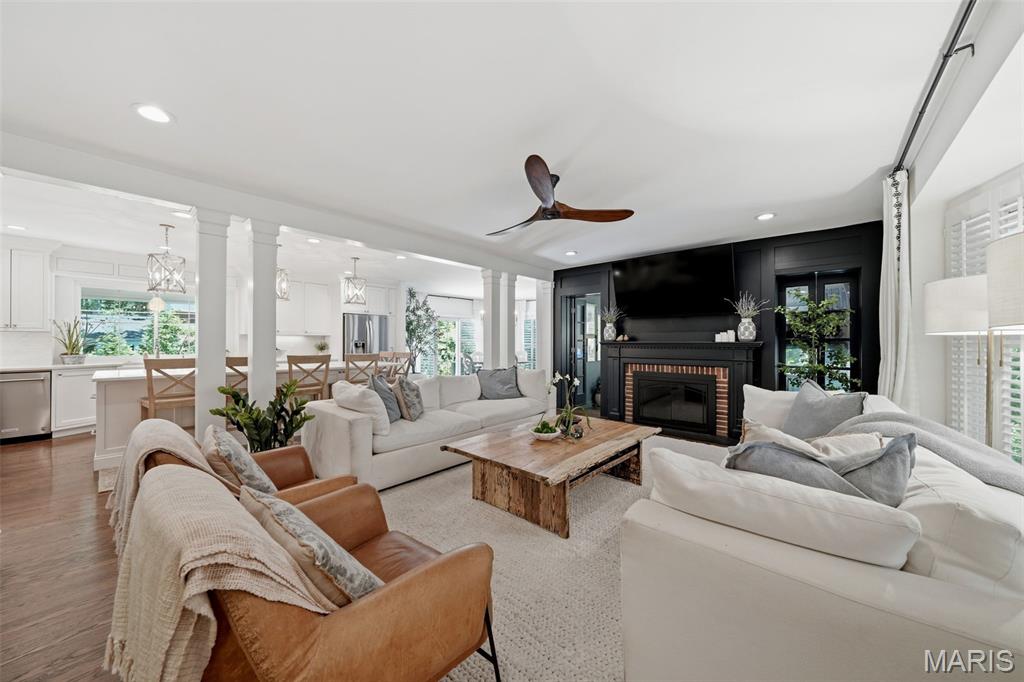 Beverly Woods - Residential