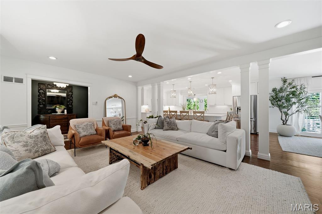 Beverly Woods - Residential