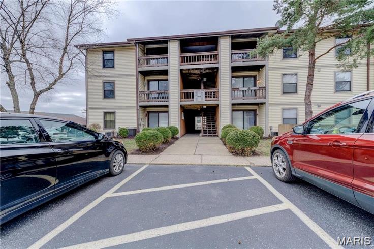 Summergate Garden Condo - Residential