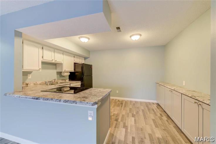 Summergate Garden Condo - Residential