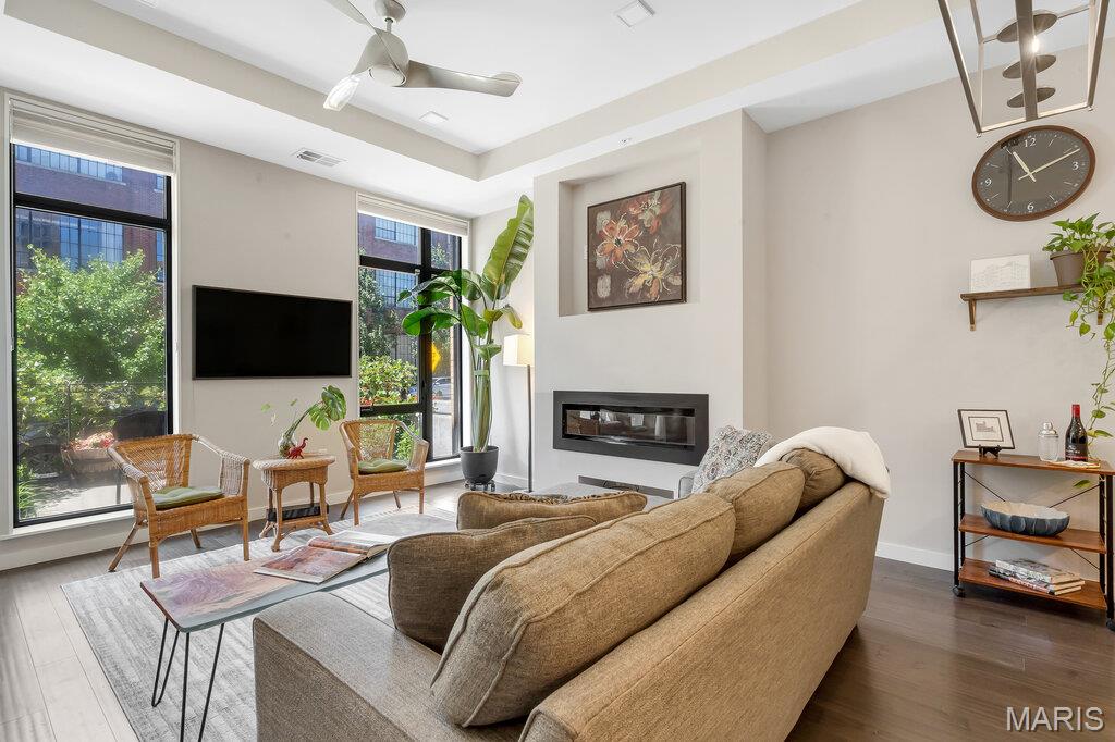 4101 Laclede Condos - Residential