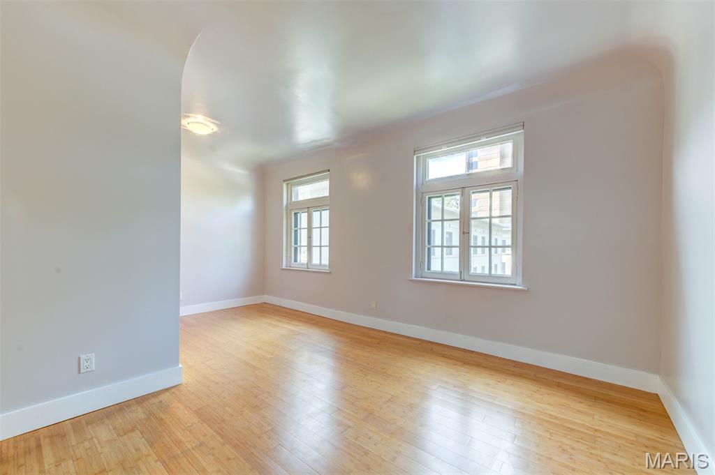 Loop Condo The - Residential