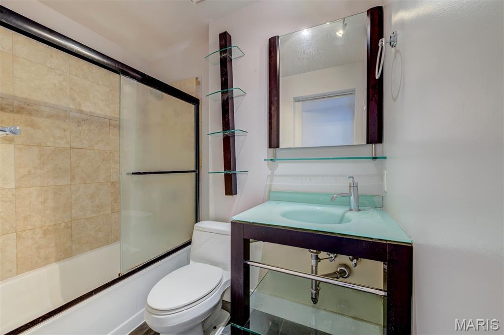 Loop Condo The - Residential