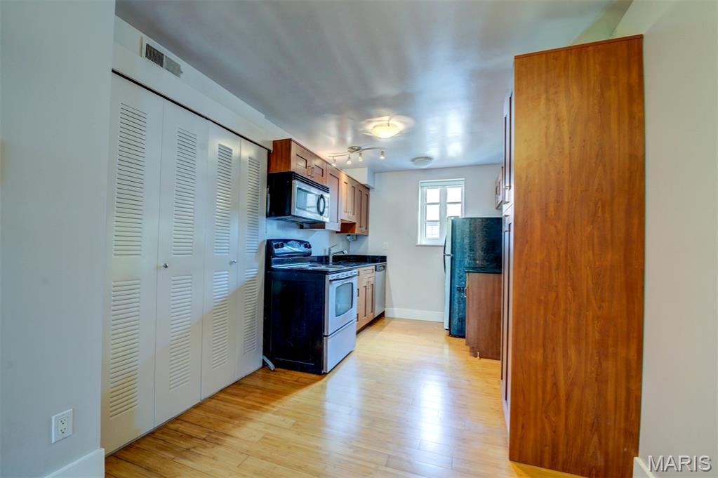Loop Condo The - Residential