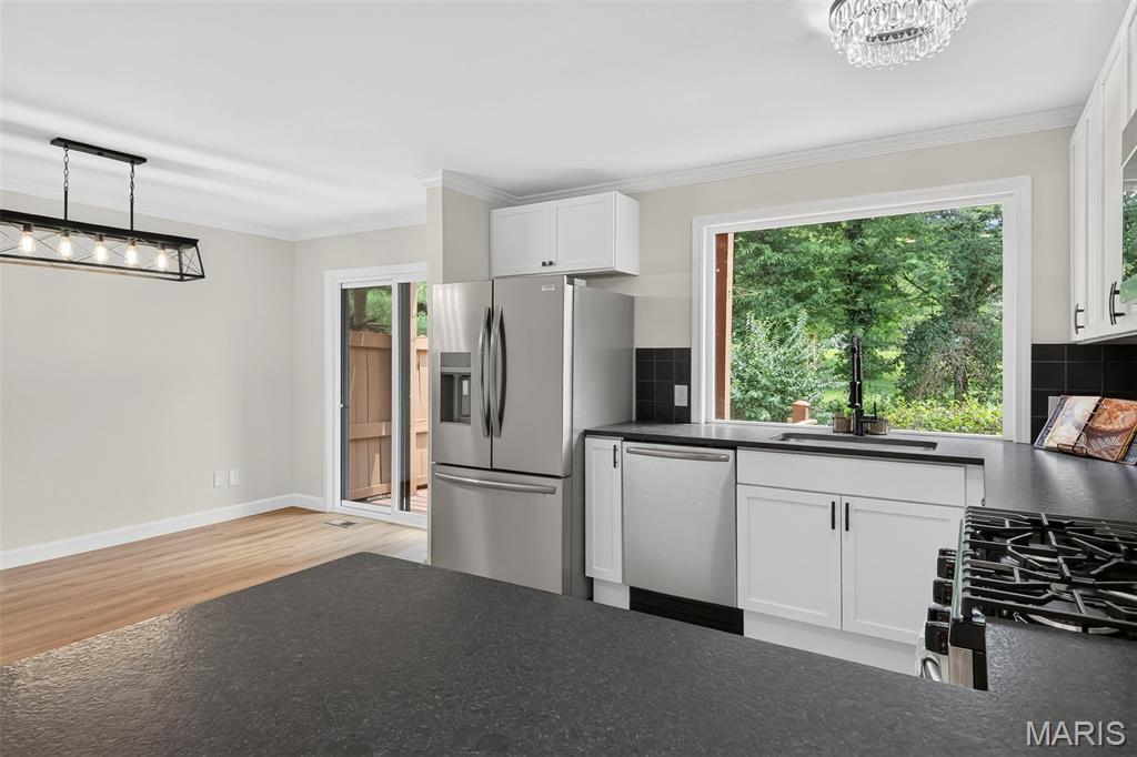 Chateau Country Club Condos - Residential