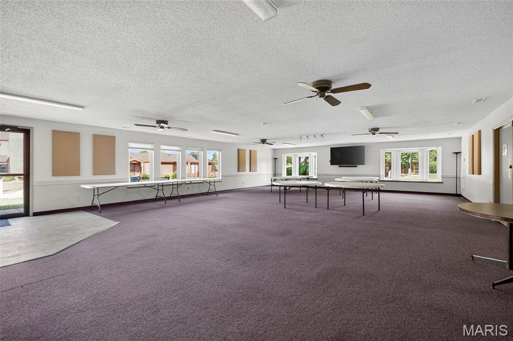 Chateau Country Club Condos - Residential