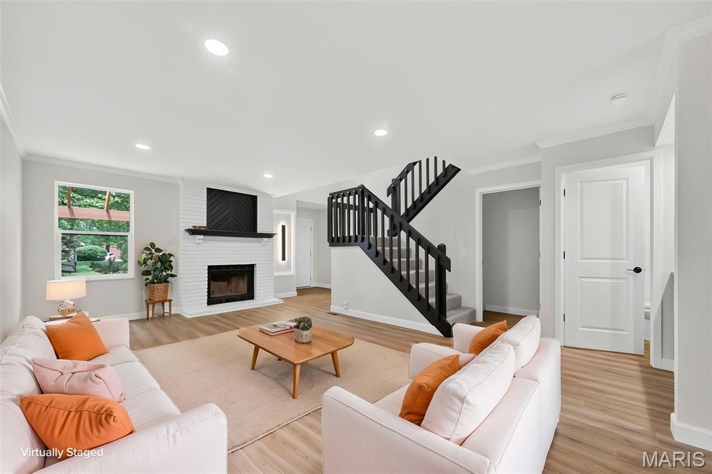 Chateau Country Club Condos - Residential